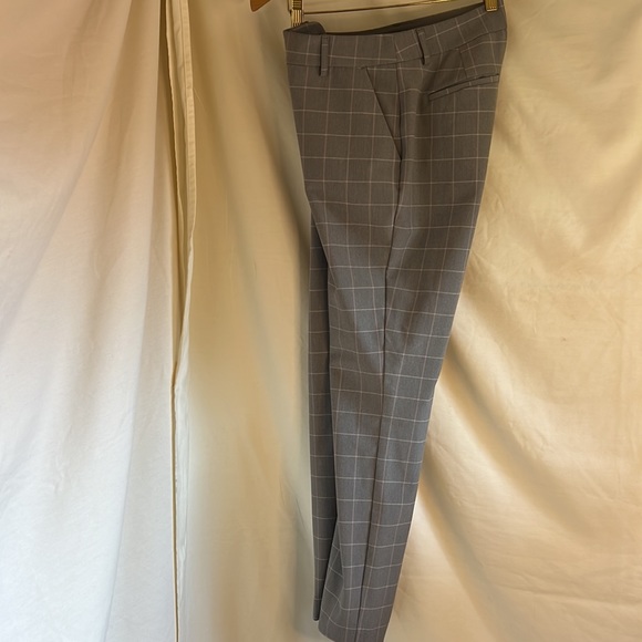 EUC Express Stretch Columnist Ankle size 4R gray pants - Picture 3 of 16